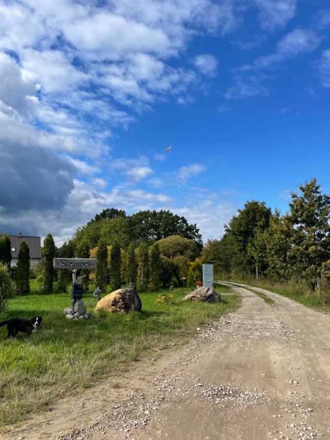Dzintarkrasts Hotel Jūrkalne Buitenkant foto